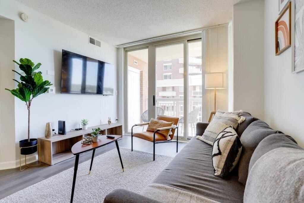 Bright Apartment Walk To Ballston Metro Arlington Exterior foto